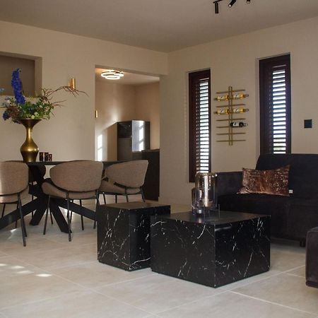Major. Suites Curacao Виллемстад Экстерьер фото